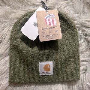 NWT OLIVE GREEEN CARHARTT BEANIE